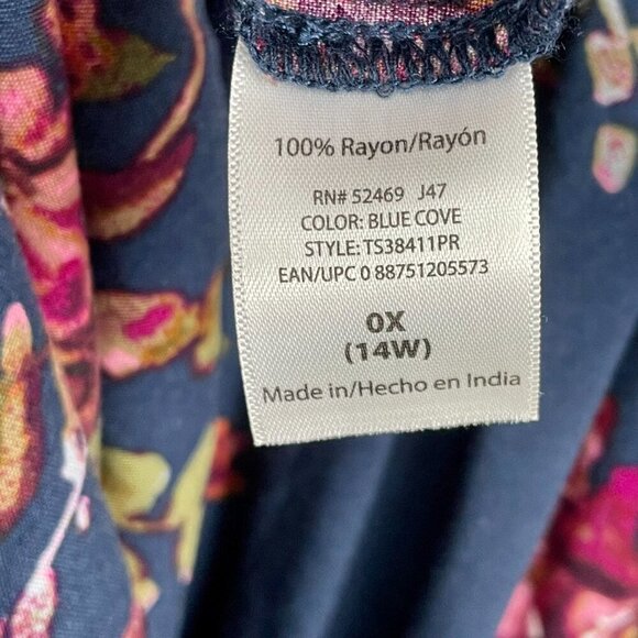 Terra & Sky Flutter Sleeve Blue Floral Blouse Sz 14W Smocked Neck Dark Romantic - Picture 14 of 15